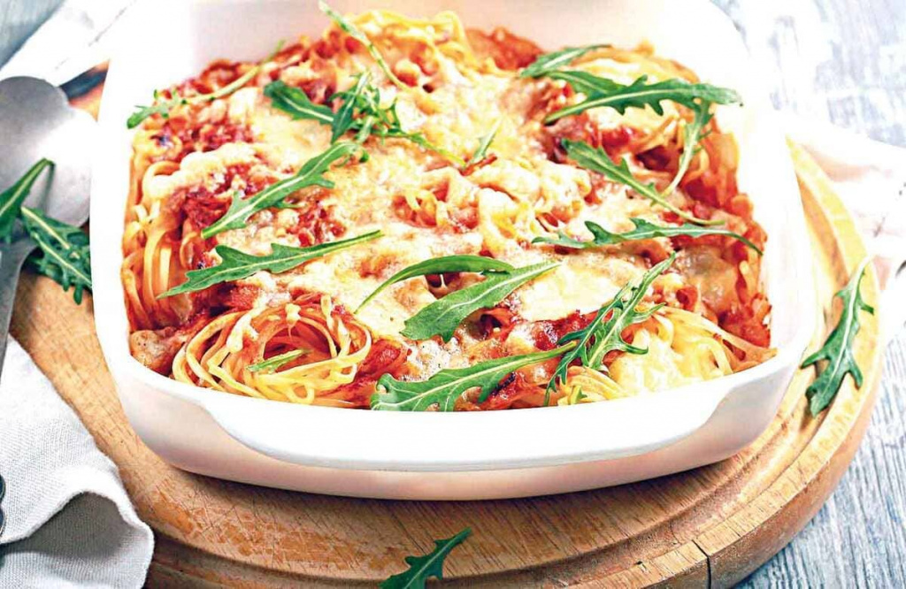 Спагетти в томатном соусе без варки