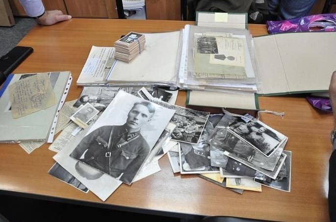 В найденной папке обнаружены документы времен Великой Отечественной войны.