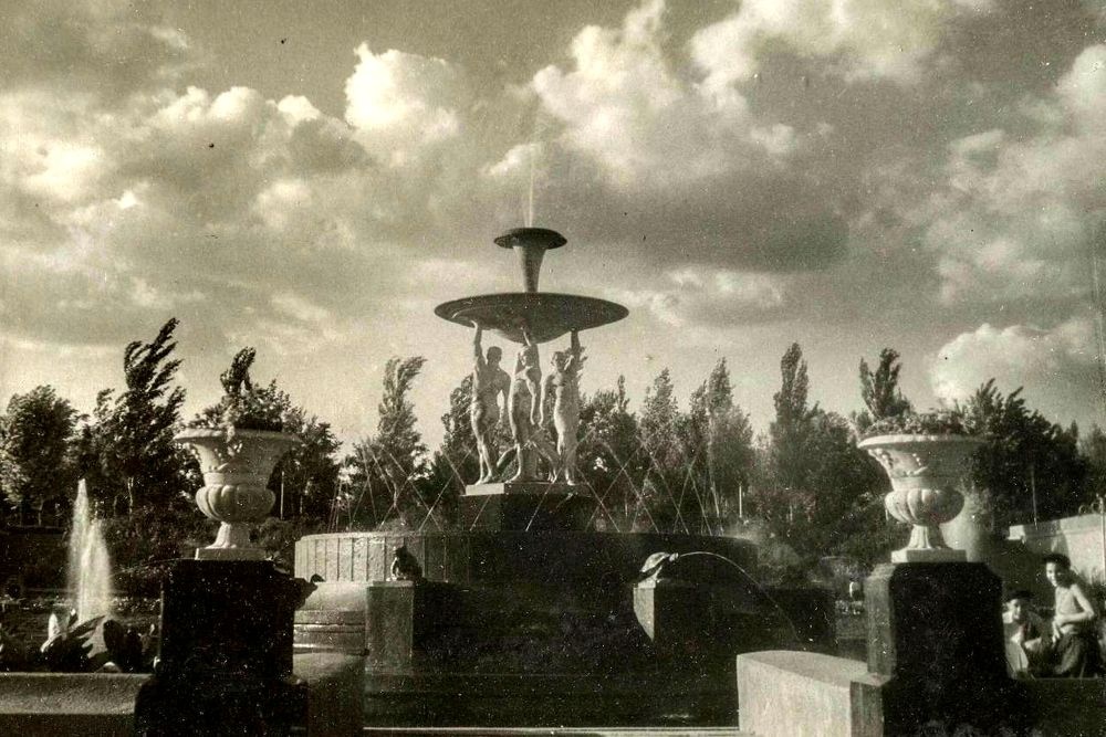 Атланты архив.jpg