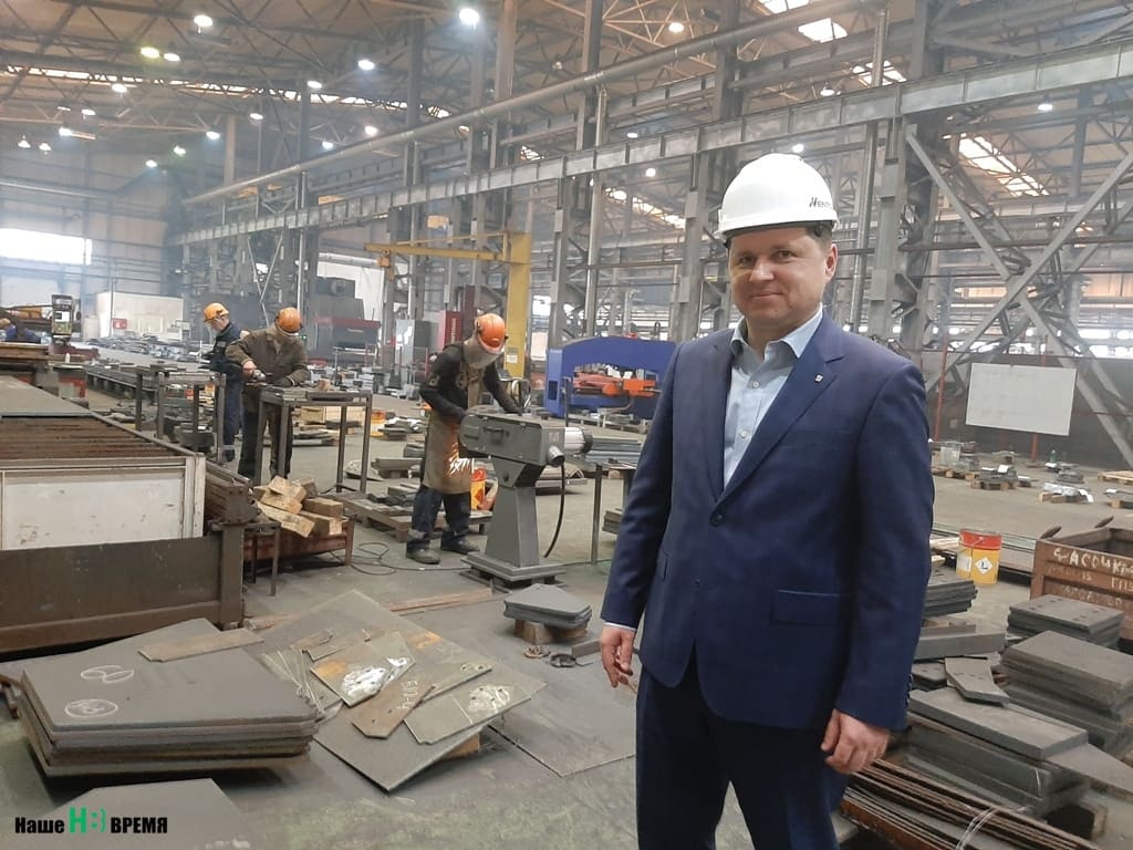 Евгений ШИРМАНОВ, исполнительный директор "Венталл-Дон": «Первые итоги участия в проекте: потери времени на производство единицы продукции сократили на 30% и увеличили выработку на 25 %. В ближайшие 5 лет планируем увеличить производительность труда на 30 %, увеличить выручку, налоговую базу и прибыль компании». Евгений ШИРМАНОВ, исполнительный директор "Венталл-Дон": «Первые итоги участия в проекте: потери времени на производство единицы продукции сократили на 30% и увеличили выработку на 25 %. В ближайшие 5 лет планируем увеличить производительность труда на 30 %, увеличить выручку, налоговую базу и прибыль компании».