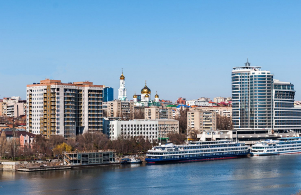 То, что сотворили с ростовской набережной в прошлые годы, теперь, увы, уже не переделать...