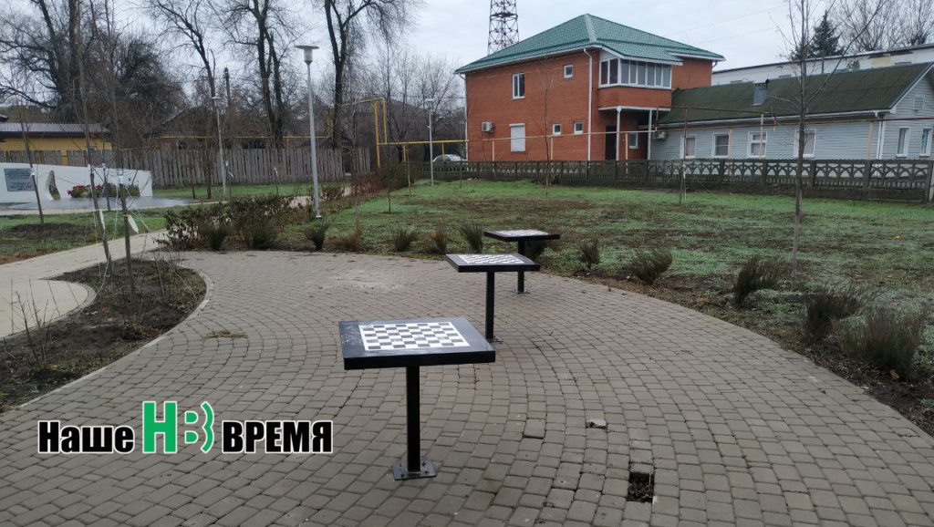 Гроссмейстер пошел Е2-Е4! Гроссмейстер пошел Е2-Е4.jpg