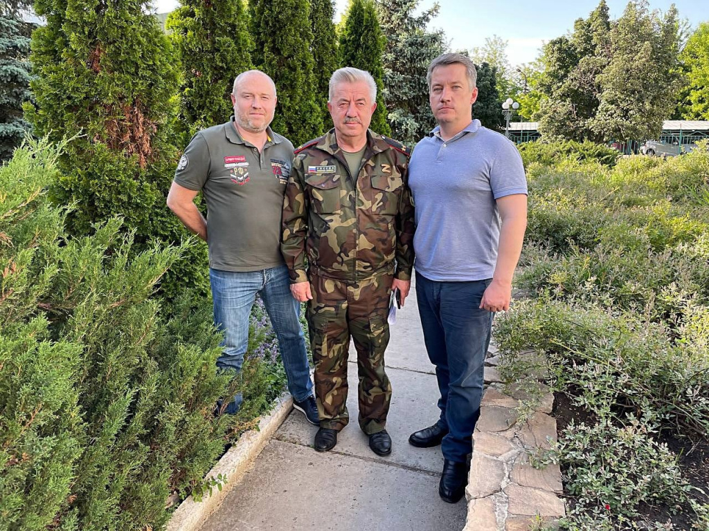 В этот день 10 лет назад провозглашена независимость Луганской Народной ...