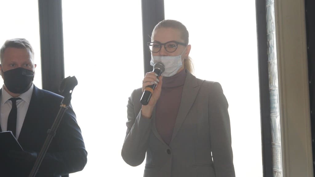 Директор департамент потребительского рынка Ирина Теларова отметила, что конкурс обещает стать традиционным и престижным. Директор департамент потребительского рынка Ирина Теларова отметила, что конкурс обещает стать традиционным и престижным.