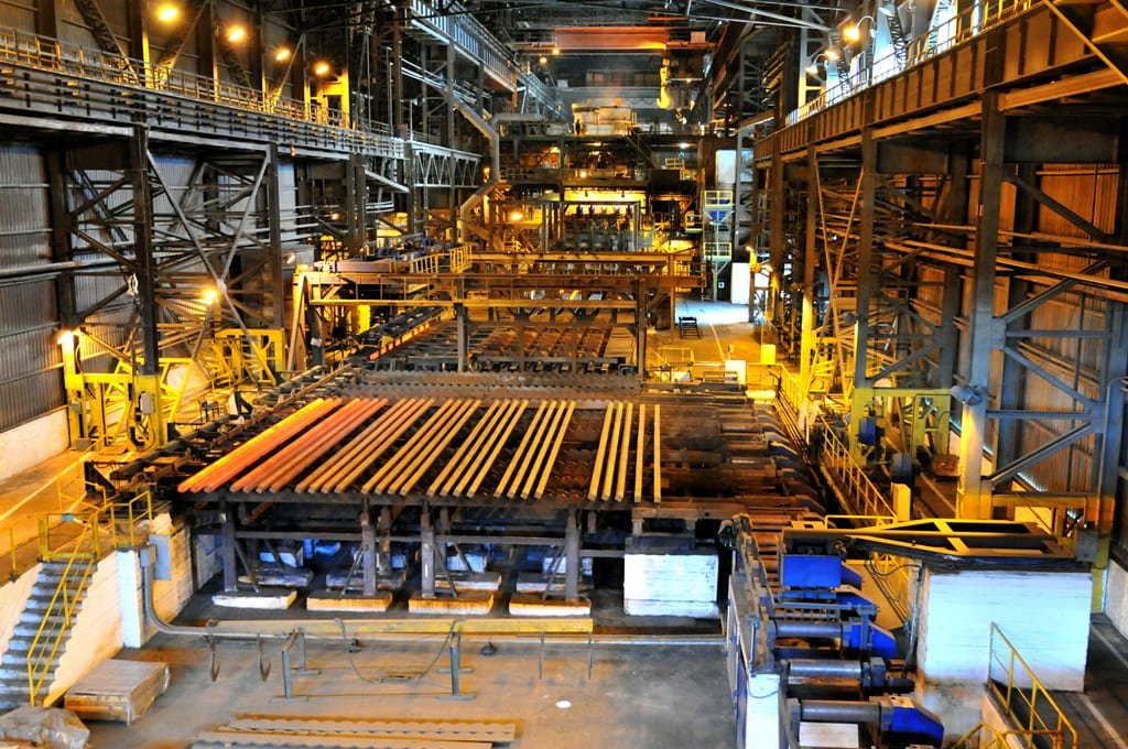 Новороссийский прокатный завод в шахтах. Украина артемовск соляные шахты. Листвяжная фабрика кемеровская область. Соликамск пао уралкалий. Где находится завод в шахтах.