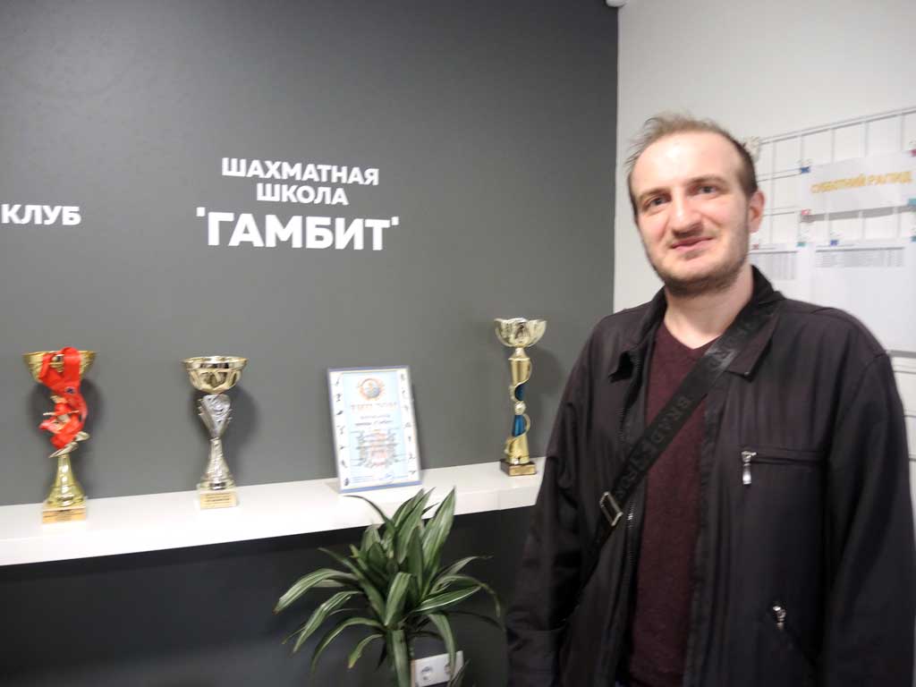 Гроссмейстер-Артур-ГабриелянDSCN9929.jpg Гроссмейстер-Артур-ГабриелянDSCN9929.jpg