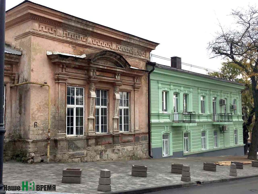 После ремонта двухэтажная часть дома семьи Врангелей преобразилась. Сам памятник культуры — в глубоком запустении…