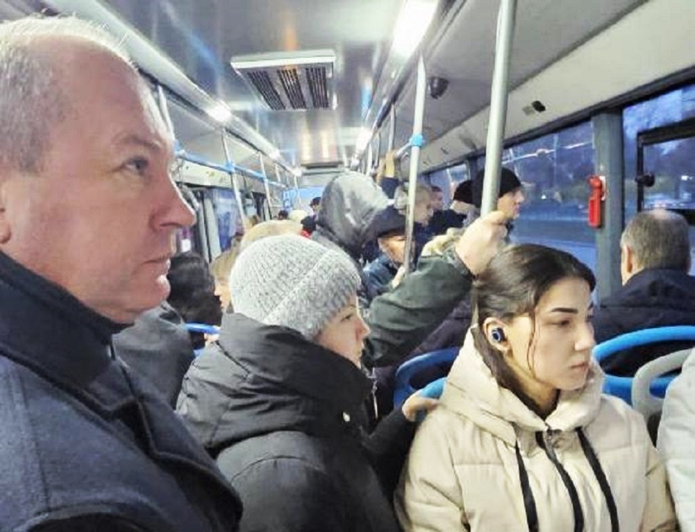 Автобус Кушнарев.jpg