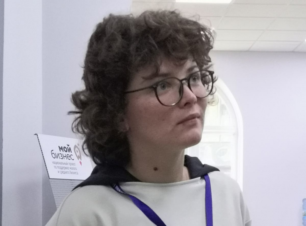 Маша Грекова основала в Питере Первое инклюзивное кафе "Огурцы" Маша Грекова основала в Питере Первое инклюзивное кафе "Огурцы"