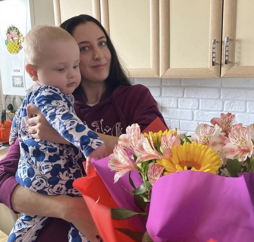 Александра Р.: «Даже не знаю, кто из нас любит цветы больше. Одно точно – сходимся в любви к орхидеям».