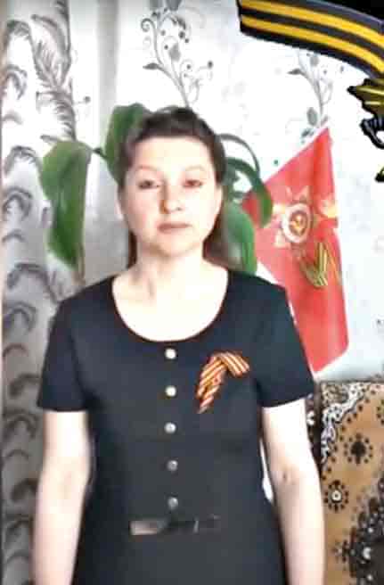 Анжела Ляшенко, х. Мокрая Ельмута, Пролетарский район, читает стихотворение Татьяны Гончар «Молитва матери».