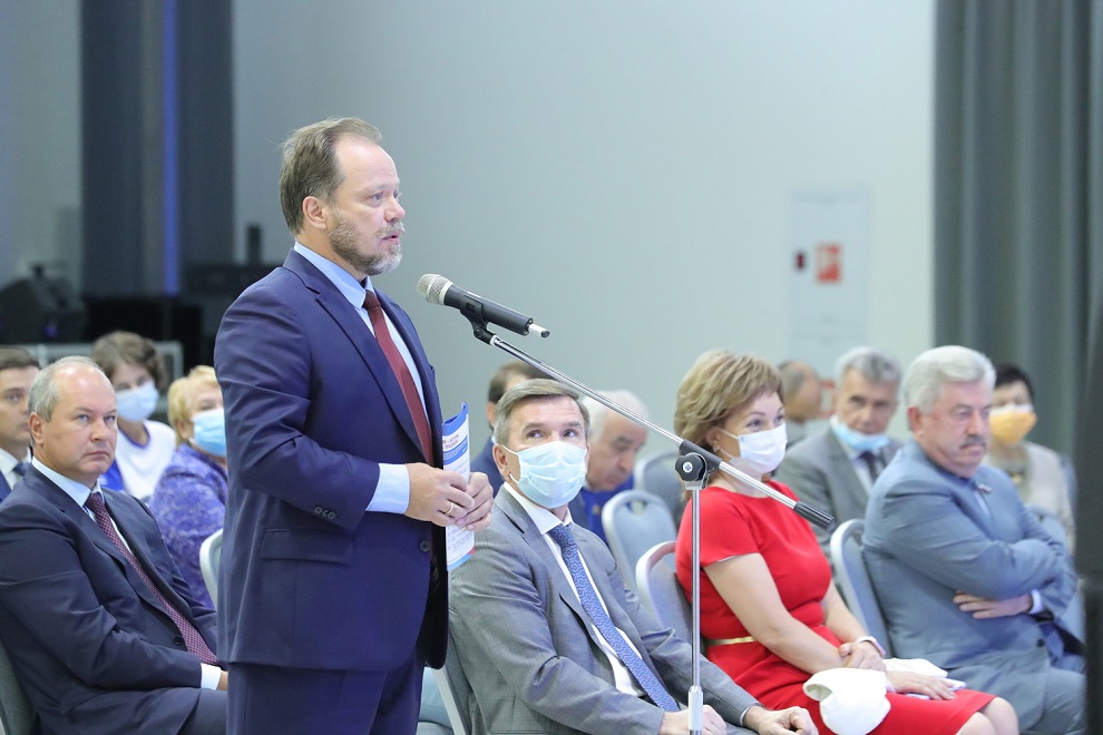 А. Шолохов предлагает... 