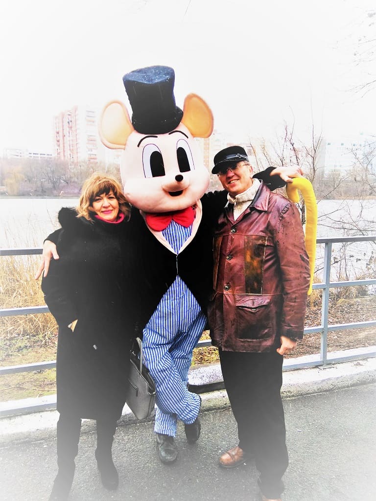 Директор «Дружбы» Ирина КОРШИКОВА и худрук Михаил КОСТРИКИН стараются сделать парк привлекательным для любого возраста. Директор «Дружбы» Ирина КОРШИКОВА и худрук Михаил КОСТРИКИН стараются сделать парк привлекательным для любого возраста.