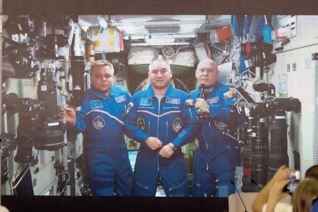 космонавты.jpg