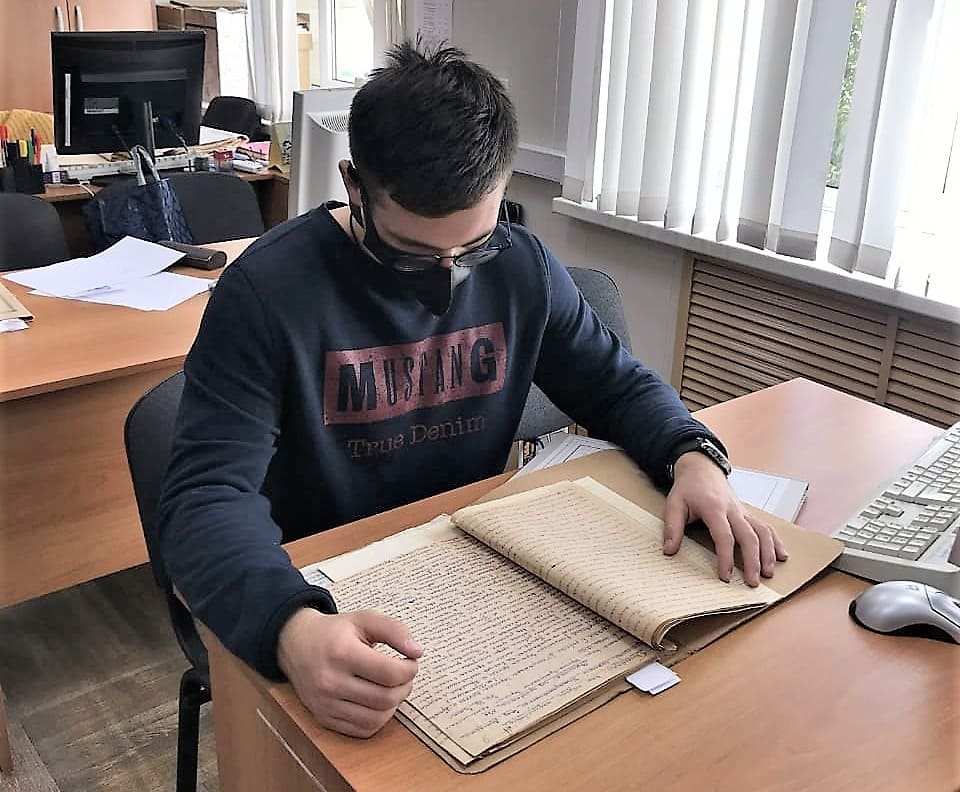 Участник конкурса музеев десятиклассник школы №49 Даниил Дорохин Участник конкурса музеев десятиклассник школы №49 Даниил Дорохин