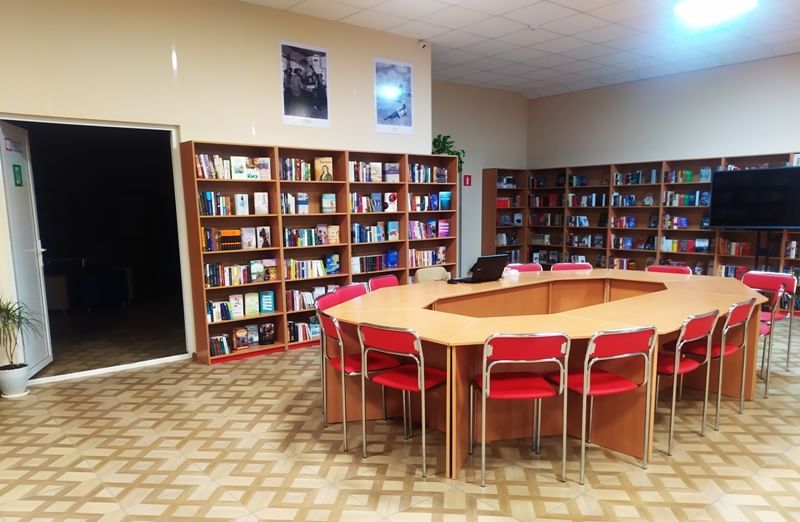 Обновленная библиотека им. Шолохова в Зверево стала здесь настоящим центром культурного притяжения. настоящим центром