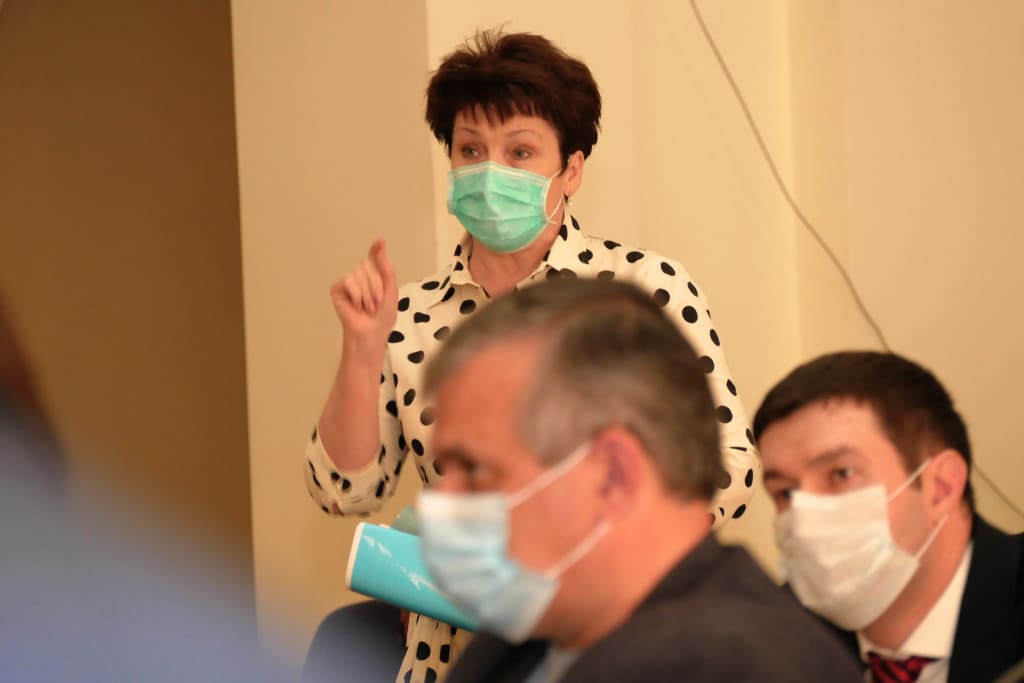 Заместитель главы администрации города по социальным вопросам Елена Кожухова Заместитель главы администрации города по социальным вопросам Елена Кожухова