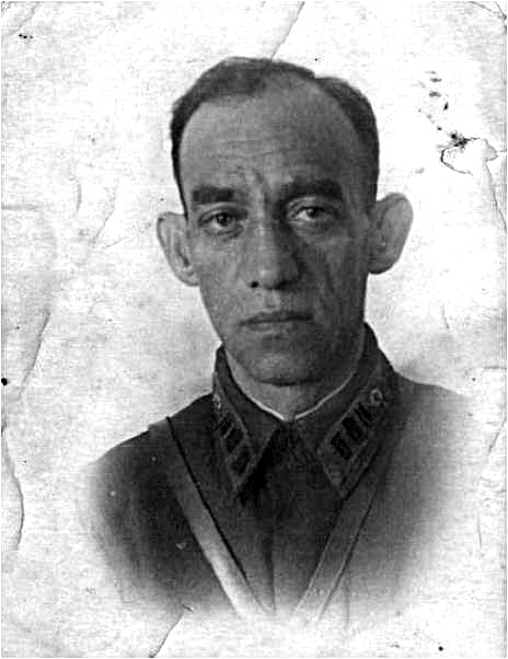 Лекутский-Григорий-Яковлевич.-Комиссар-минометной-батареи-РСПНО.-Ароель-1942-г-999.jpg