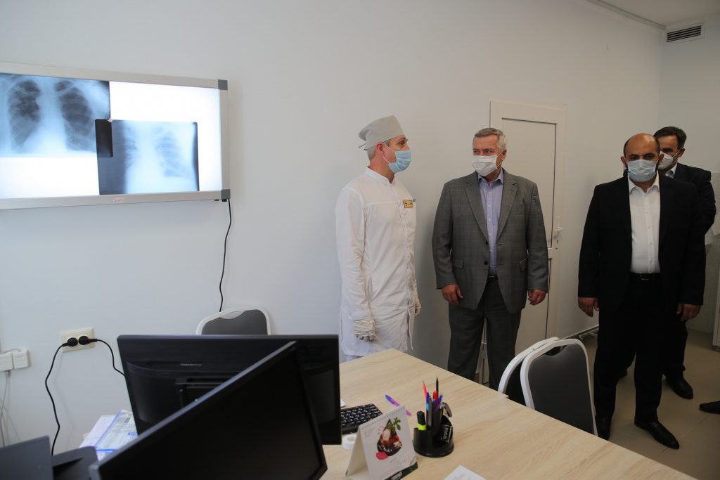 В одном из кабинетов обновленной поликлиники.