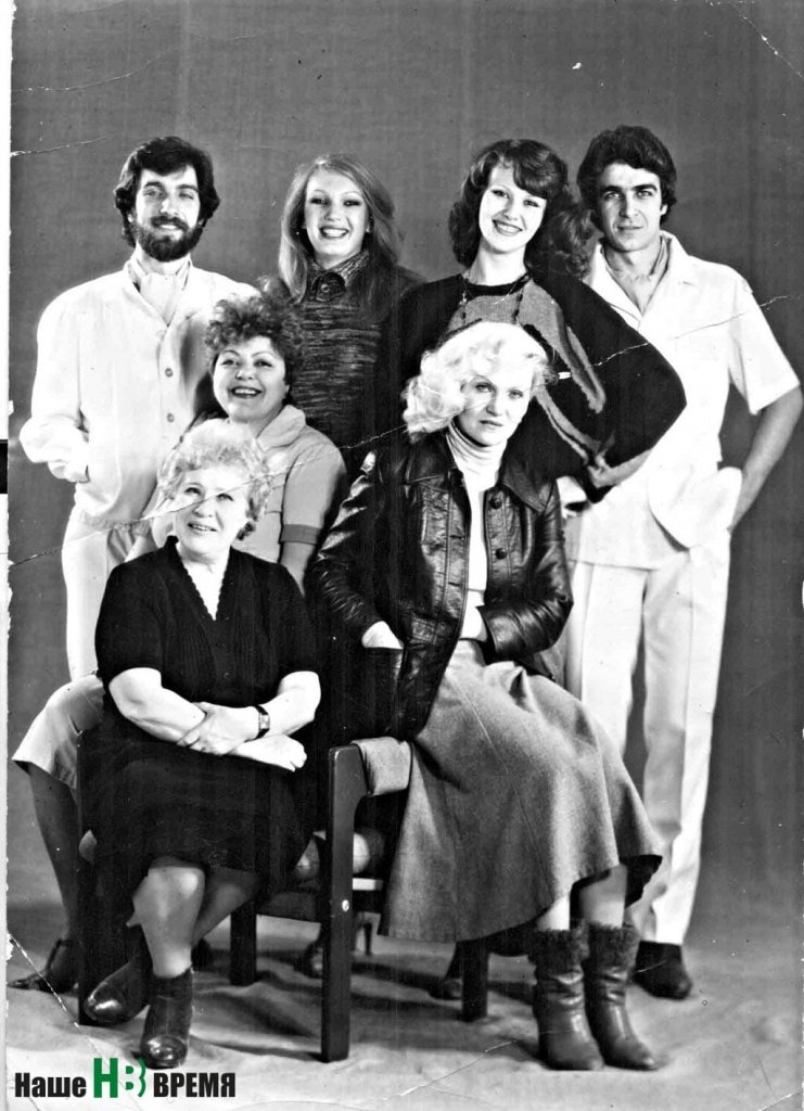 С коллегами из Дома мод (Лидия Степановна – во втором ряду, слева). Фото из архива Л.С. СОКОЛОВСКОЙ