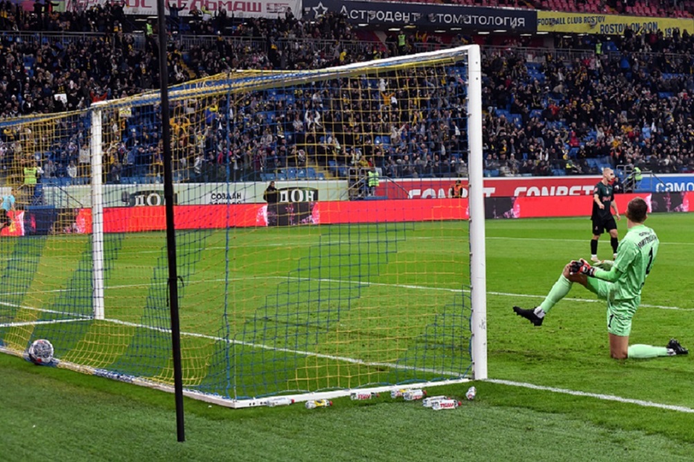Росто Локо решающий пенальти.jpg