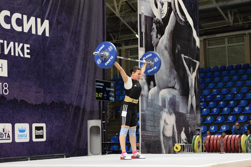 В ростовском «Экспрессе» проходит чемпионат России по тяжелой атлетике. Соревнования идут среди мужчин и женщин и завершатся 10 сентября.