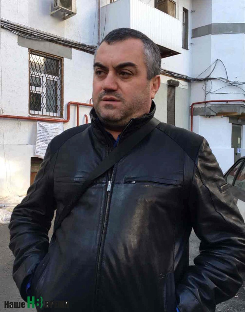 Зато Виталий Вальтерович Мусаелян смотрит на все с оптимизмом.