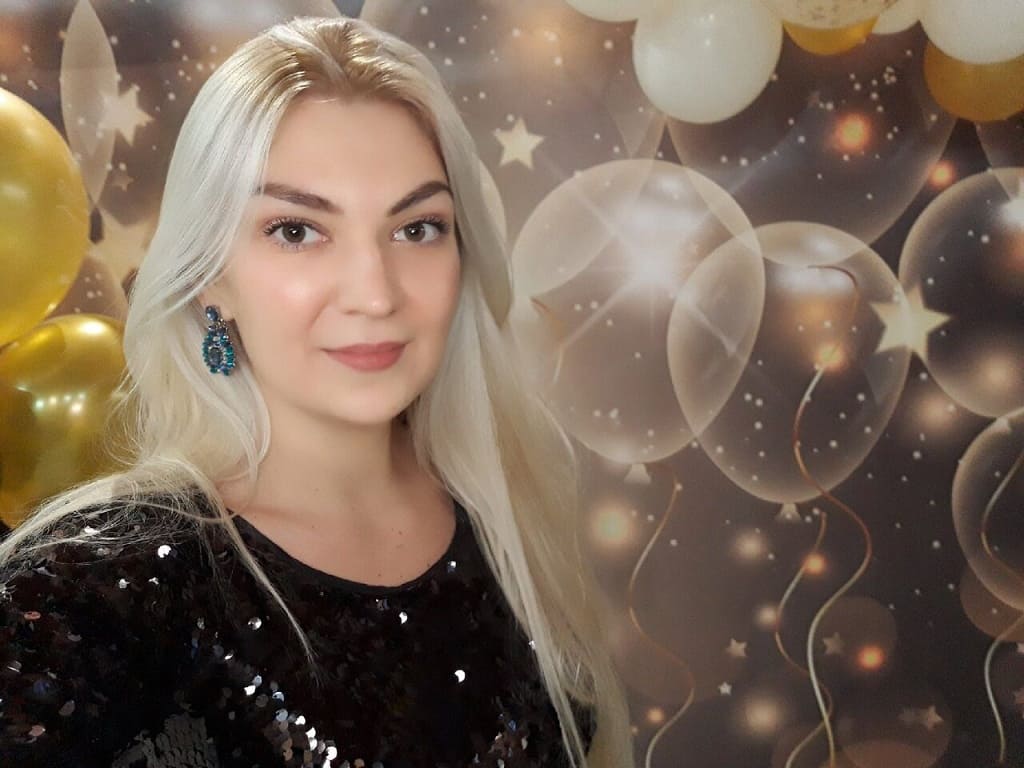 Ольга БЛИНОВА (г. Каменск-Шахтинский) уже была победительницей конкурса. Ольга БЛИНОВА (г. Каменск-Шахтинский) уже была победительницей конкурса.