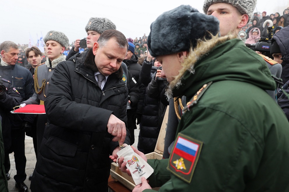 Ростов возложение земля героев Слюсарь.jpg Ростов возложение земля героев Слюсарь.jpg