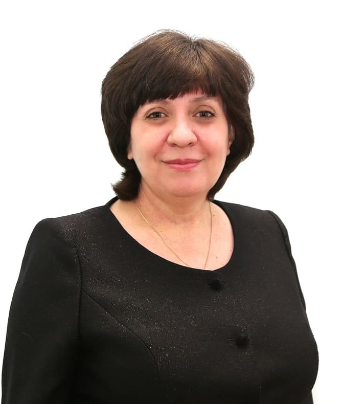 Директор центра Елена Геннадьевна