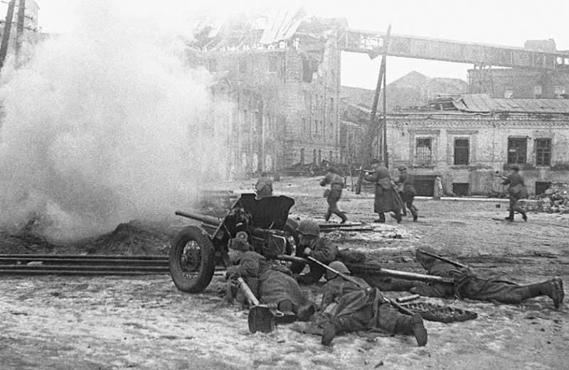 Фото боя во время освобождения Ростова
