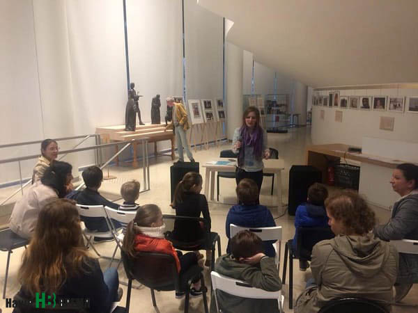 Самой Светлане побывать на мероприятиях салона почти не удалось: она все время была занята, зато работа приносила одно удовольствие, а полученных впечатлений хватит на всю жизнь.