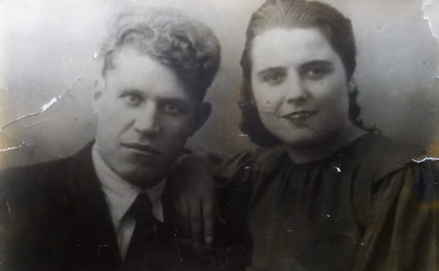 Яков Алексеевич Лебедев с супругой (фото из семейного архива Андрея Лебедева)