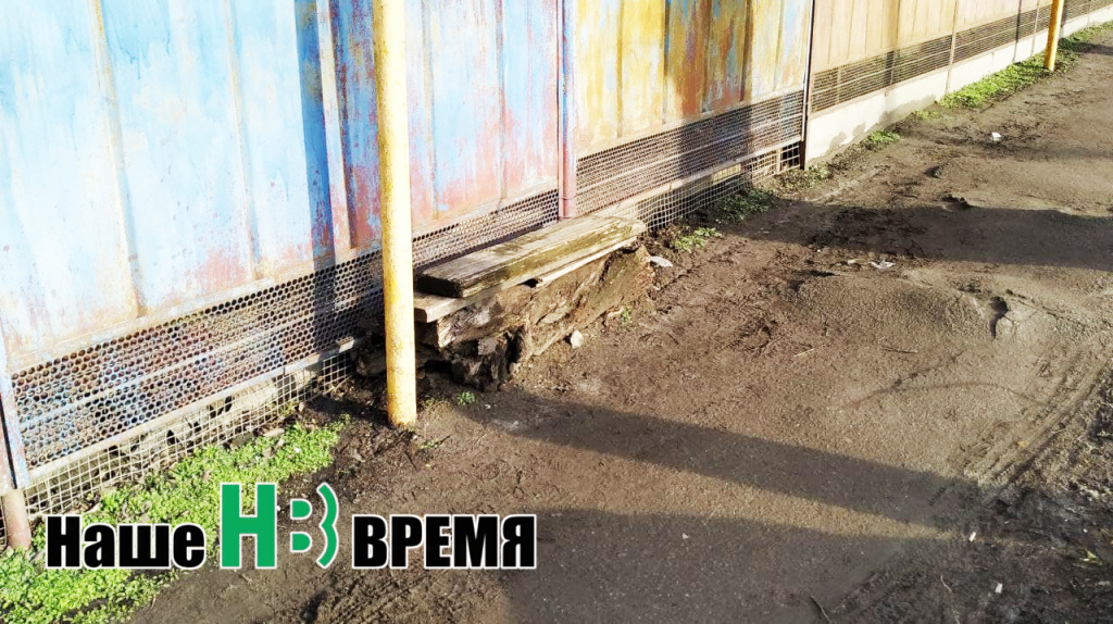Лавочка- не VIP.jpg Лавочка- не VIP.jpg