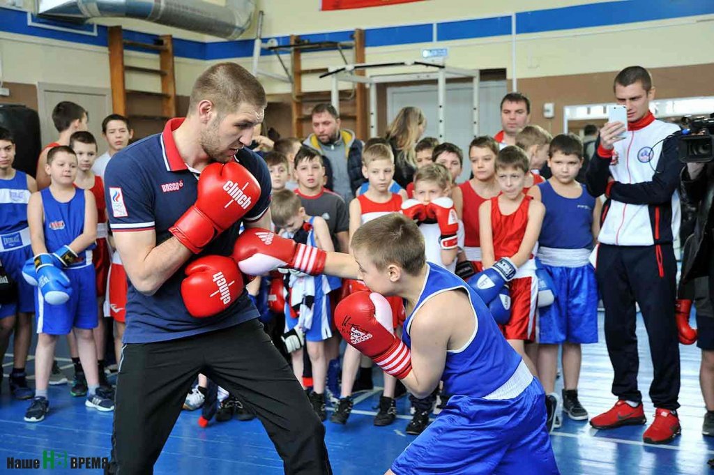 Мастер-класс проводит Дмитрий Пирог.