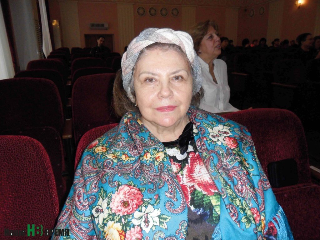 С 1998 по 2007 годы Валентина Якубовская возглавляла фонд «Милосердие и здоровье». Вместе с КСМ Дона проводила благотворительные вечера в поддержку матерей, чьи сыновья погибли в военную чеченскую кампанию. 