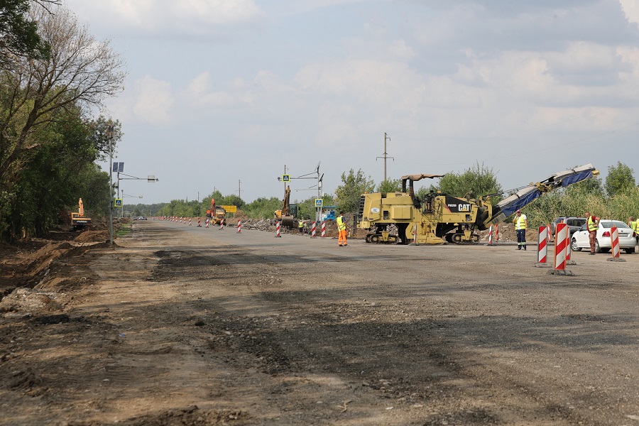 Дорога на Волгодонск в процессе ремонта.