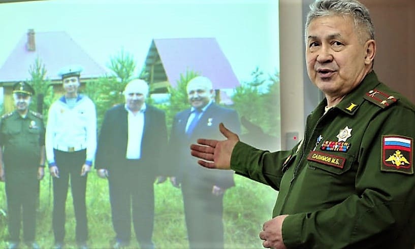 Член Союза писателей и исполкома Всемирного курултая (конгресса) башкир, ветеран боевых действий подполковник Махмут САЛИМОВ Член Союза писателей и исполкома Всемирного курултая (конгресса) башкир, ветеран боевых действий подполковник Махмут САЛИМОВ