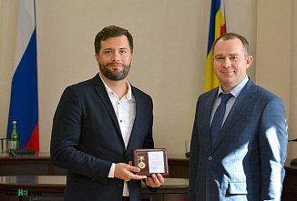 За службу Ростовской области