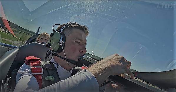 Аккордеонист в небе: чемпионы мира играют с судьбой!