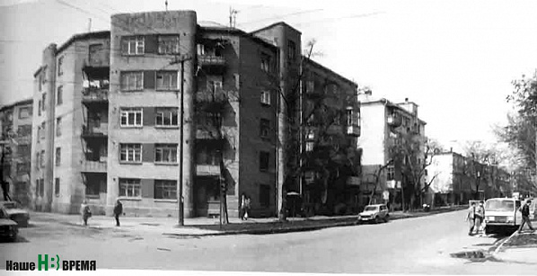 Жилой комплекс на Соколова считается одним из самых интересных архитектурных произведений 20-х годов. Он вошёл во все учебники по советскому конструктивизму.