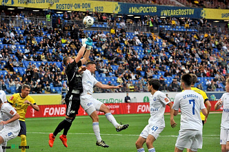 ФК «Ростов» на домашнем поле победил «Оренбург»