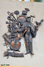 Памятник Назаретову: конкурс продолжается