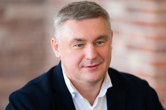 Игорь Бураков:  "С замечательным юбилеем, "Наше время"!"