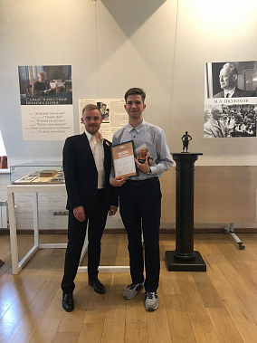 Кто выбрал «Родинку», а кто - «Нахаленка»...