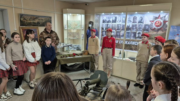 Казаки, поисковики, юнармейцы… - на одних все «Вахтах Памяти»