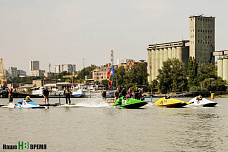 На скоростях по водной глади