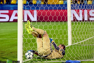 Так творится история