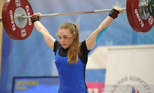 Ростовская штангистска Злата Дронова стала шестикратной рекордсменкой страны