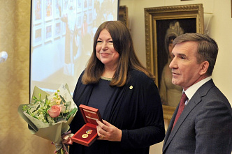 80 лет: «букет» из выставок